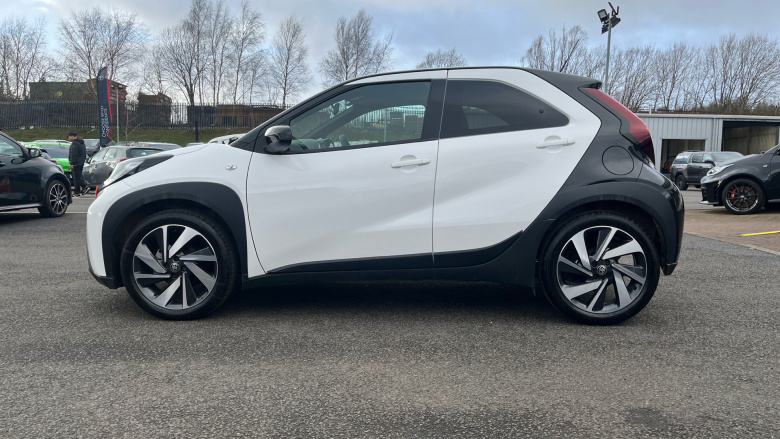 Toyota Aygo X 1.0 VVT-i Edge 5dr Petrol Hatchback